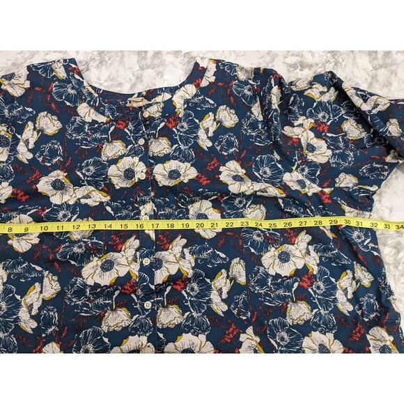 Duluth Wrinkle Fighter Tunic Button Shirt Blue White Floral Long Sleeve Size 4X - Picture 8 of 8